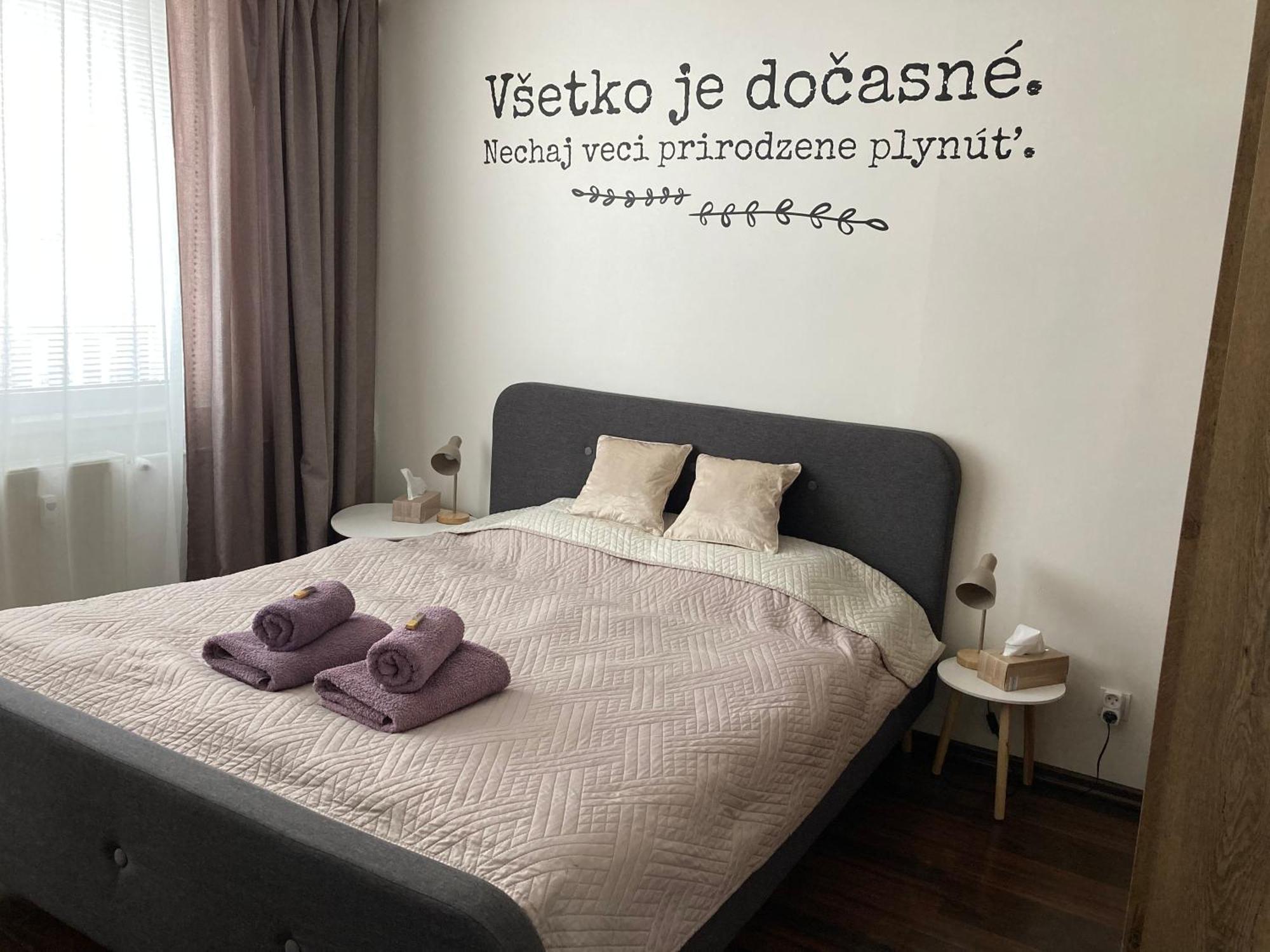 Apartman Zemplin Michalovce Exterior foto